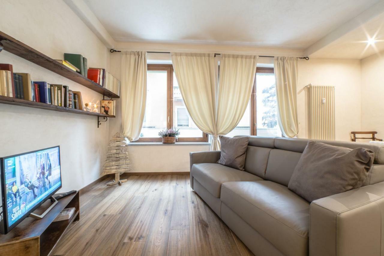 Maison Aosta Luaran gambar