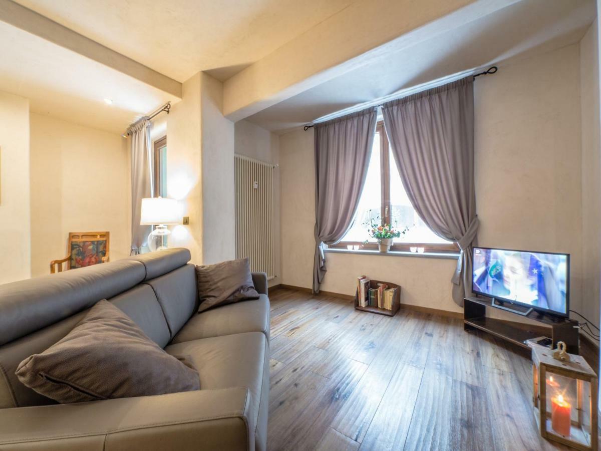 Maison Aosta Luaran gambar